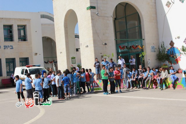 كفرقاسم – فيديو: طلاب مدرسة الزهراء في يوم ارشادي توعوي للأمان بمشاركة الشرطة الجماهيرية ومركز بقاء الطبي 